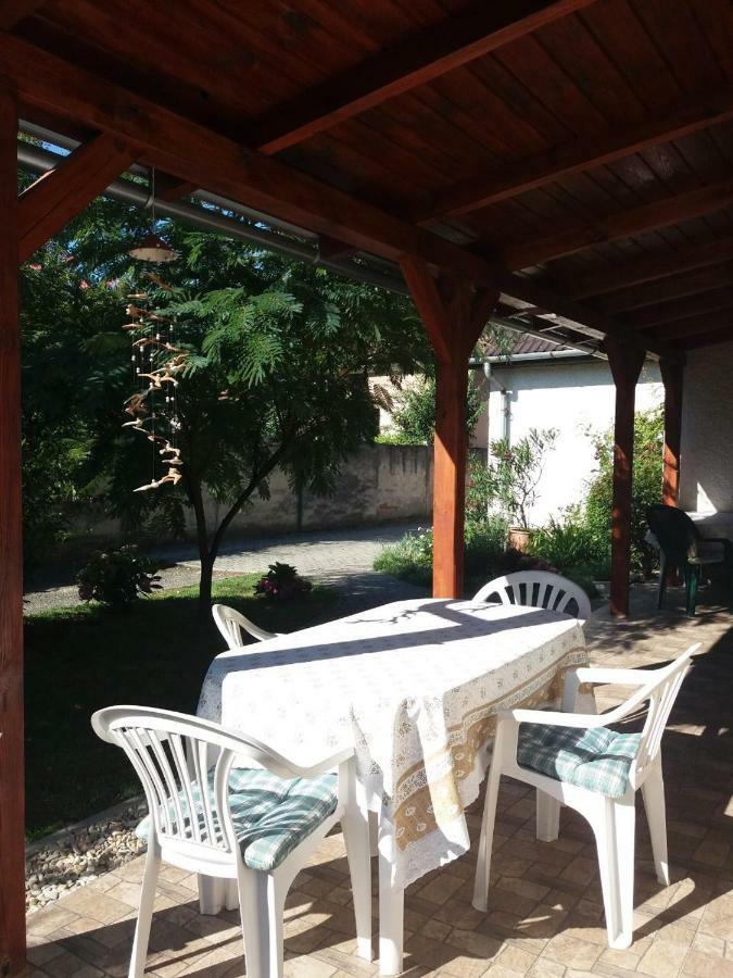 Vincze Vendeghaz Hotel Körmend Buitenkant foto
